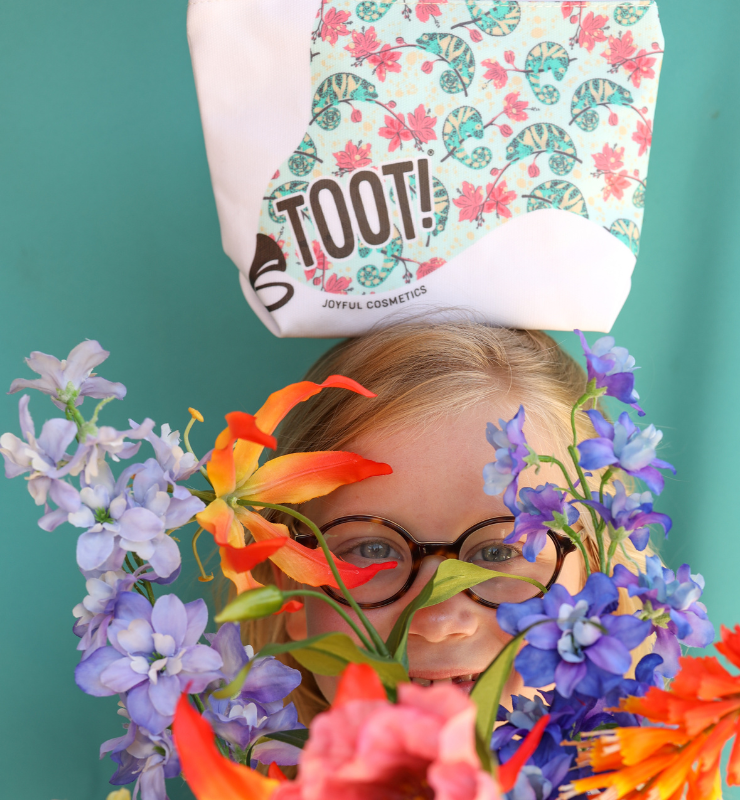 Toot! Makeup Bag