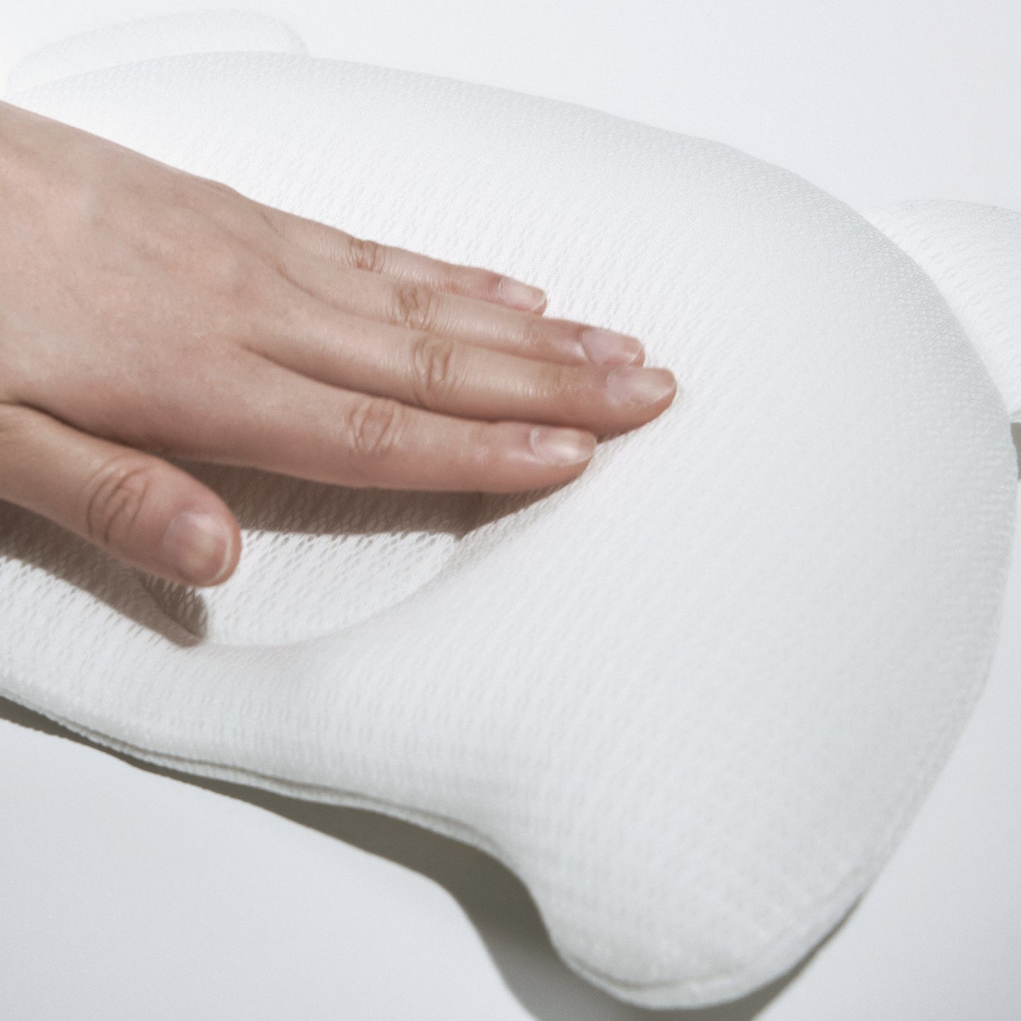 Poled Airluv Balance Pillow: Off-White